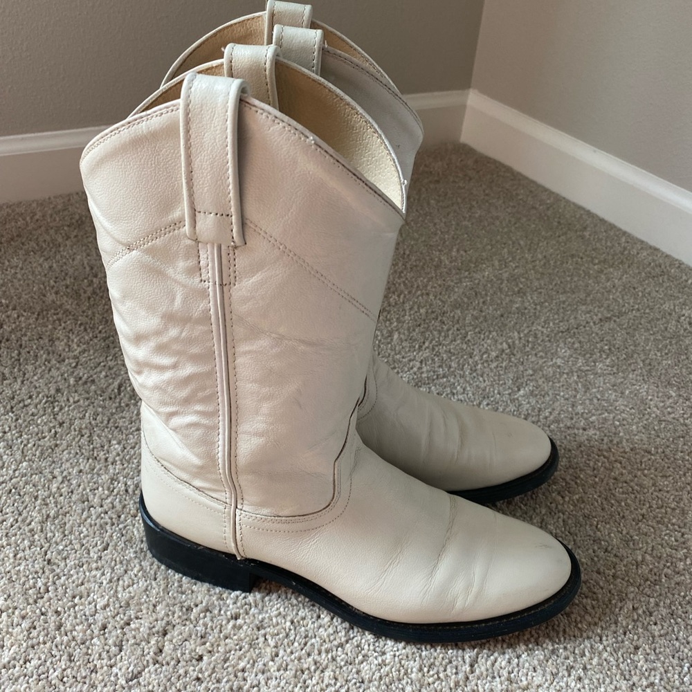 Old West Round Toe Boots